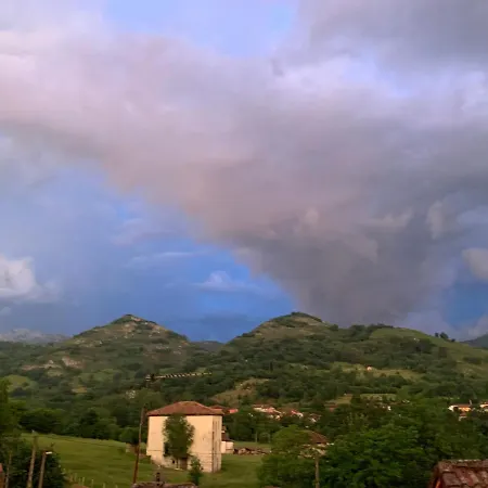 El Pareon منزل ريفي Sirviella