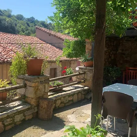 El Pareon Εξοχικό σπίτι *