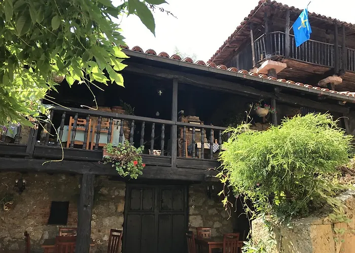 El Pareón Casa rural Sirviella